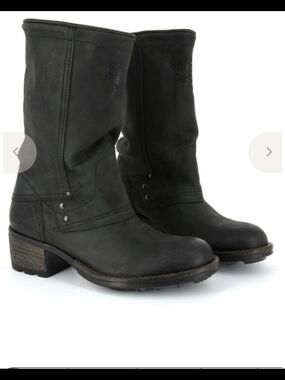 Women's Black Mid-Calf Leather Boots